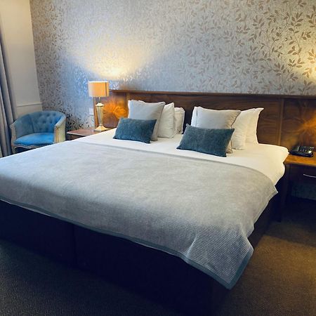 The Tontine Hotel ピーブルス エクステリア 写真