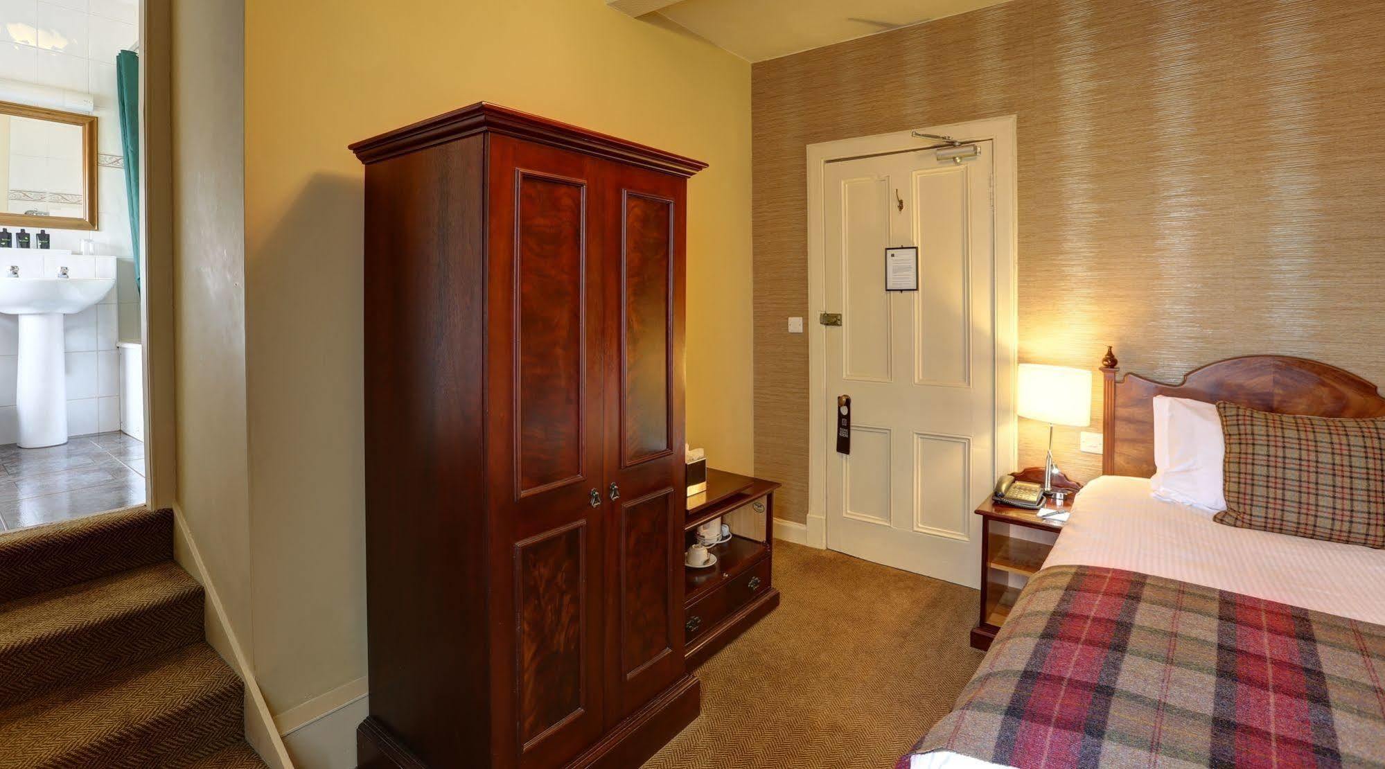 The Tontine Hotel ピーブルス エクステリア 写真